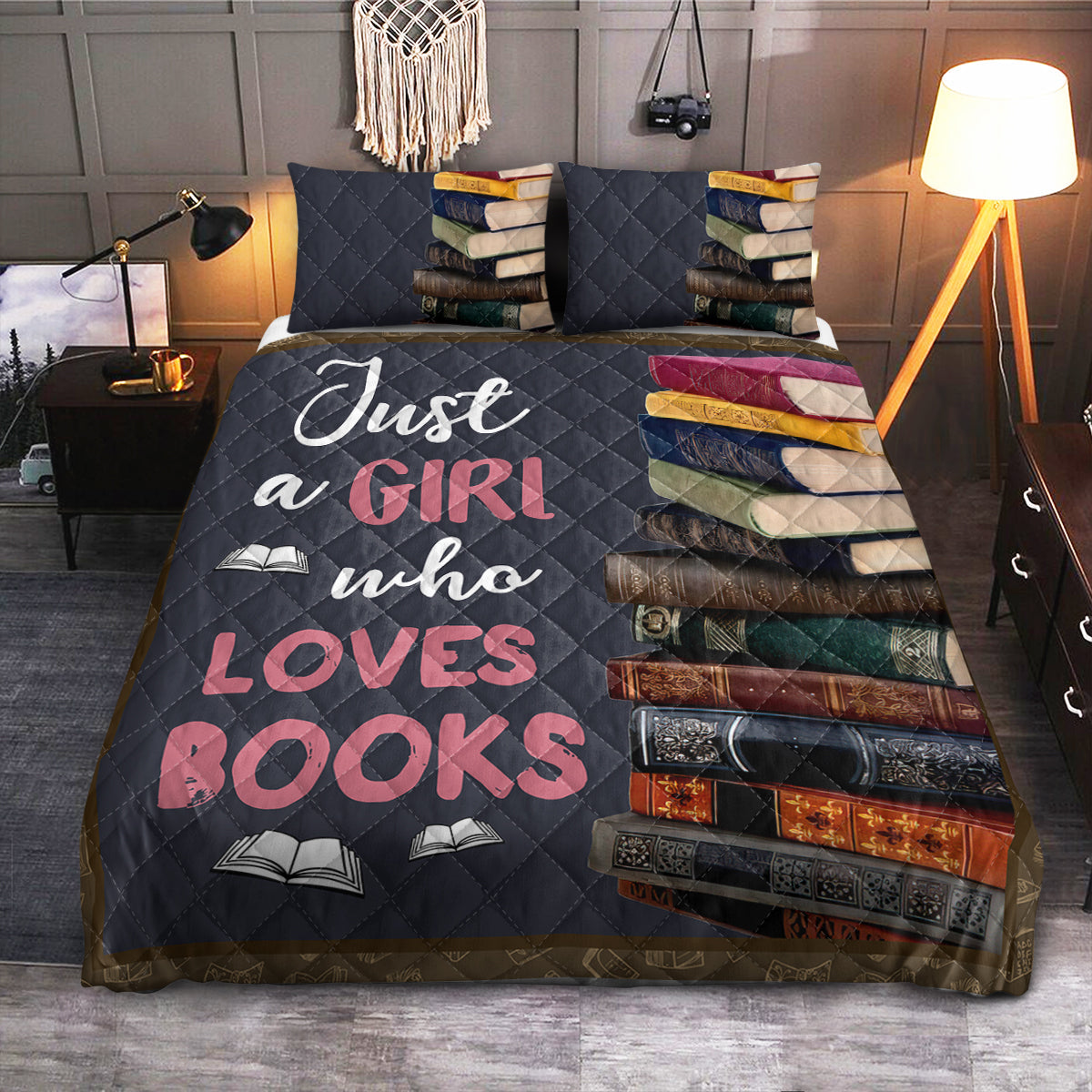 Book Lover Girl  Quilt Bedding Set