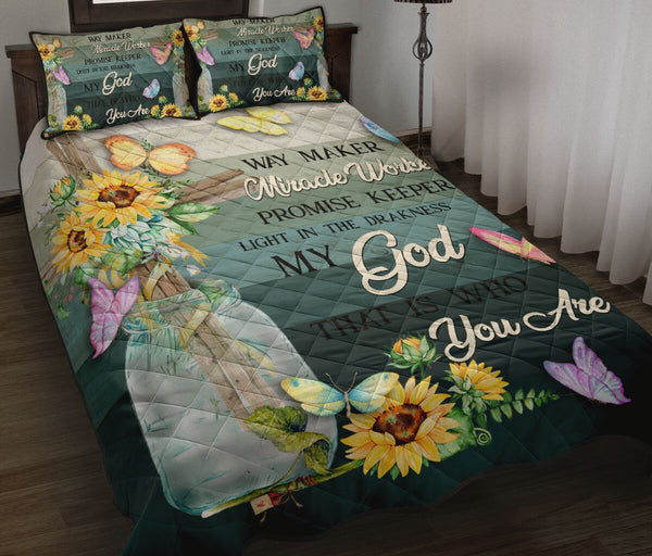 Butterfly Way Maker Miracle Worker Quilt Bed Set - Love Quilt Bedding Set