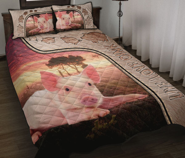 Live Love Oink - Bed Set- Love Quilt Bedding Set