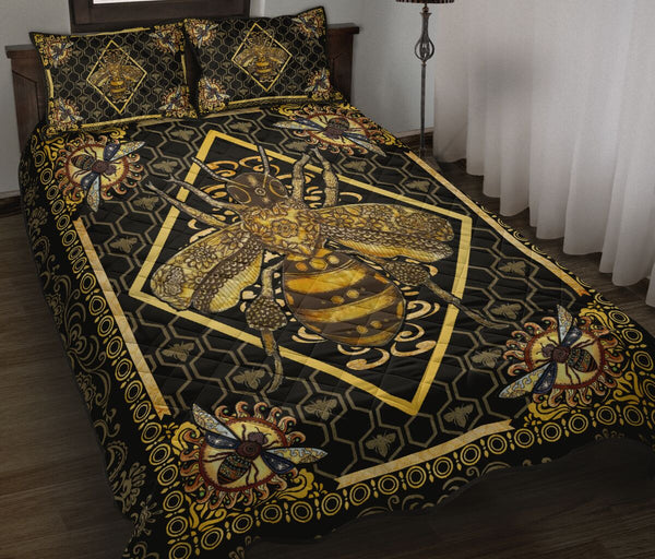 Bees Mandala Art Gold Style Quilt Bed Set - Love Quilt Bedding Set