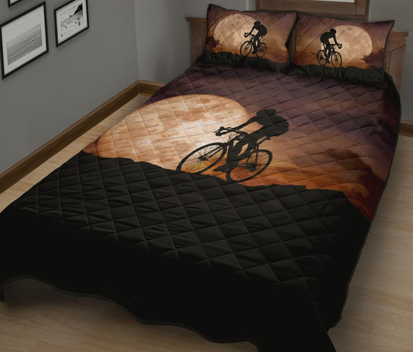 Cycling With Moon - Bed Set - Love Quilt Bedding Set