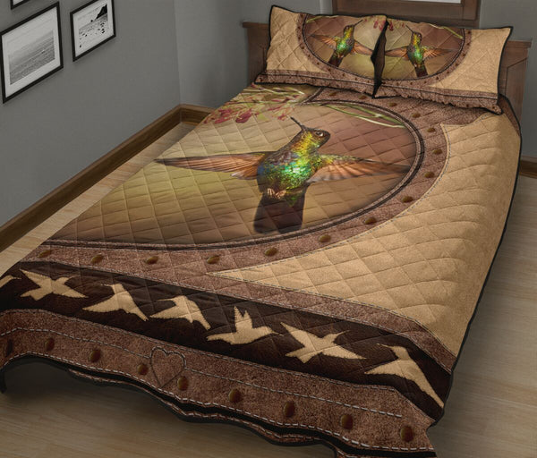 Hummingbird Leather Heart Style Quilt Bed Set - Love Quilt Bedding Set