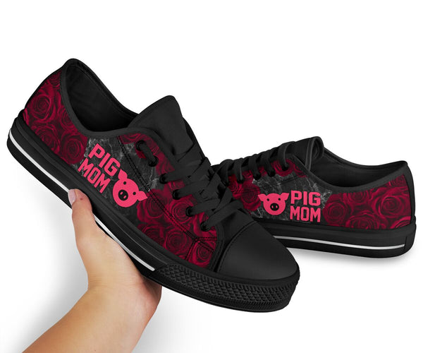 Pig Mom Awareness Walk Low Top Shoes