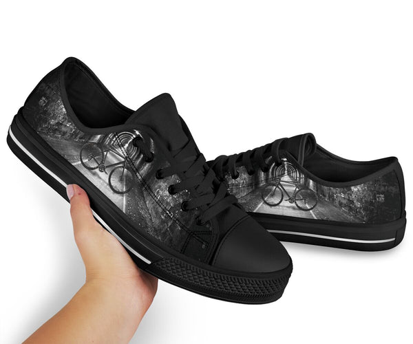 Cycling Tunnel - Low Top Shoe - Love Love Top Shoes