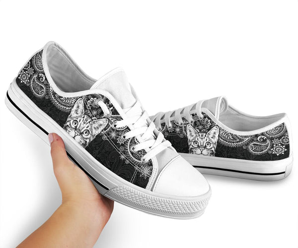 Bengal Cat Paisley Black White Low Top  Shoes