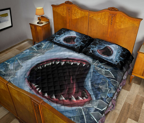 Shark Glass Break - Bed Set - Love Quilt Bedding Set