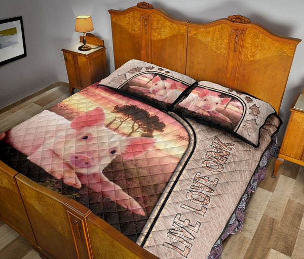 Live Love Oink - Bed Set- Love Quilt Bedding Set