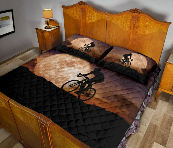 Cycling With Moon - Bed Set - Love Quilt Bedding Set