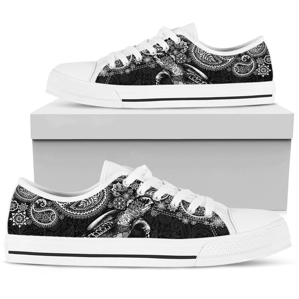 Turtle Paisley Black White Low Top  Shoes