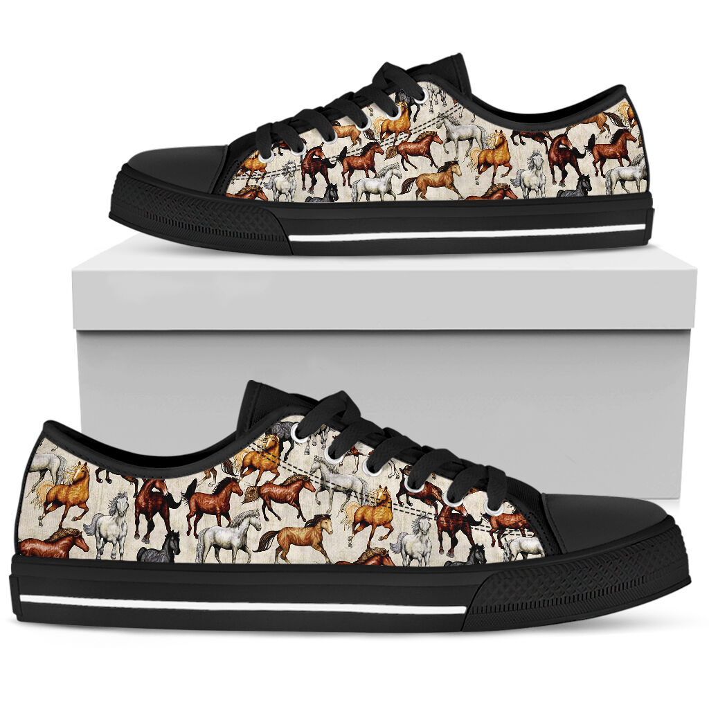 Horse Pattern Low Top  Black Shoes