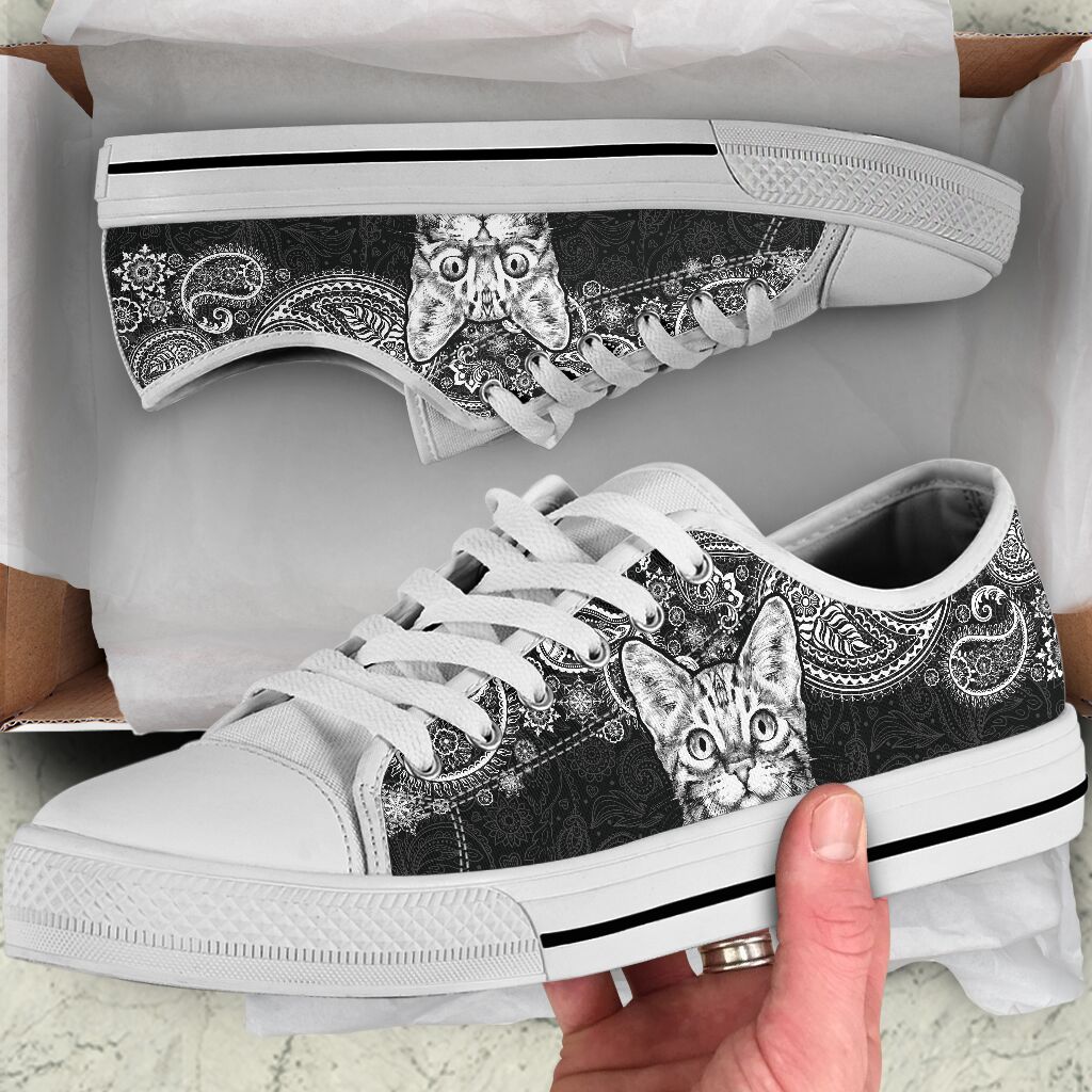 Bengal Cat Paisley Black White Low Top  Shoes