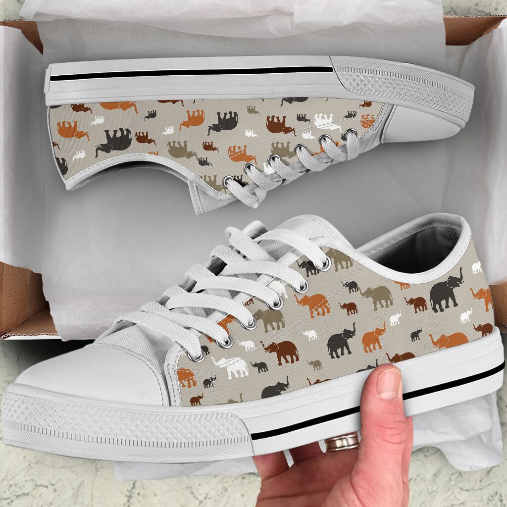 Elephants Pattern Low Top Shoes