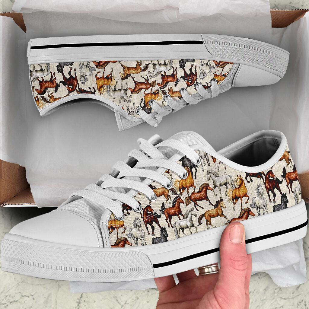 Horse Pattern Low Top  1Shoes