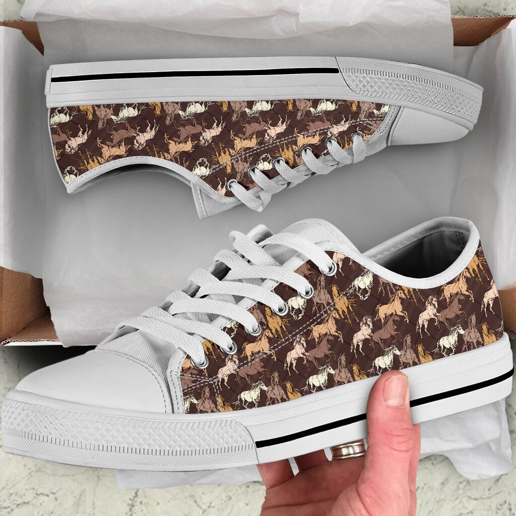 Horse Brown Patterns Low Top Shoes