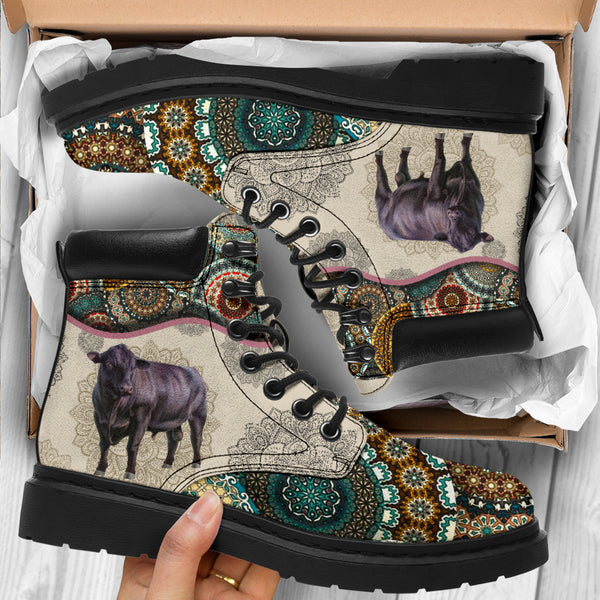 Angus Cattle - Vintage Mandala Asboot Sky - Love All Season Boots