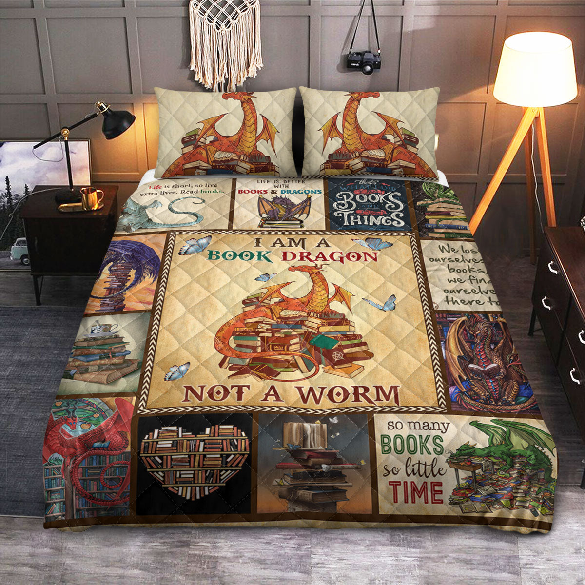 Book Lover I Am A Book Dragon  Quilt Bedding Set